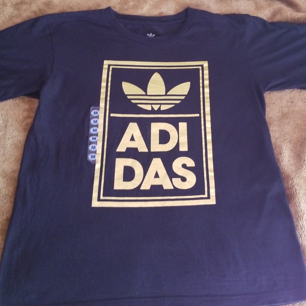 Adidas t-shirt